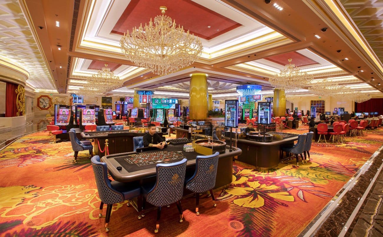 Trung tâm sòng bài Casino trong tòa nhà cánh buồm trên đảo Hòn Thơm.